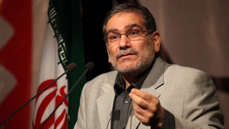 Iranpress: شمخاني: ايران ستبدأ الخطوة الثانية لتقليص الالتزامات النووية من 7 تموز القادم