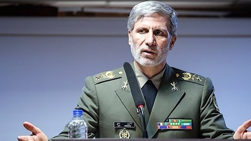Iranpress: وزير الدفاع: لن نستأذن احداً لتطوير قدراتنا الدفاعية 