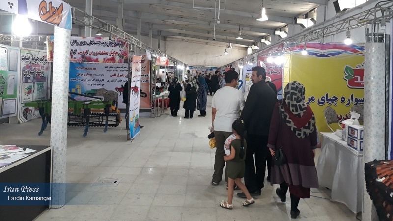 Iranpress: إقليم كردستان العراق يشارك في معرض سنندج بشكل فعال