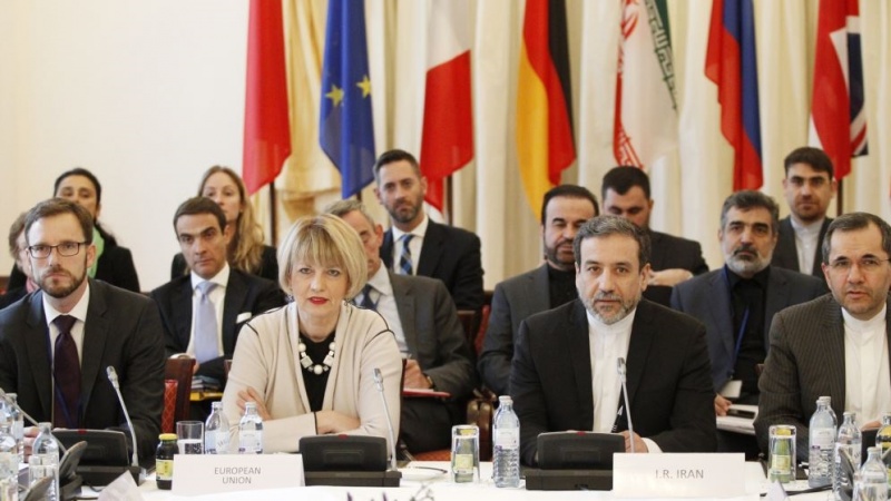 Iranpress: يعقد اليوم اجتماع اللجنة المشتركة للاتفاق النووي في فيينا