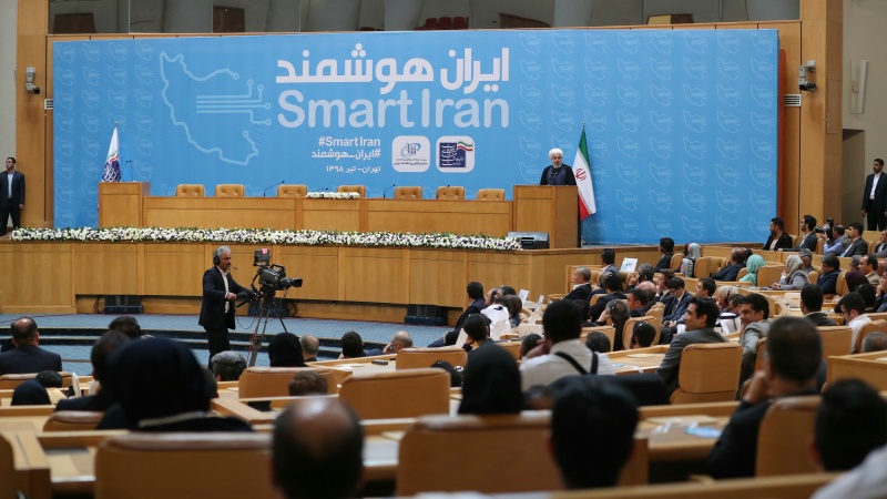 Iranpress: الرئيس روحاني: الفضاء الافتراضي يشكل فرصة مناسبة لابد من الاستفادة منها