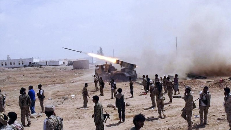 Iranpress: Yemeni Army and Popular Committee forces target Saudi positions in Hajja