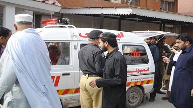 Iranpress: مقتل واصابة 27 شخصا في انفجار قنبلة بمدينة كويتا الباكستانية