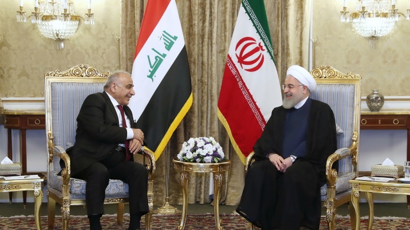 Iranpress: رئيس الوزراء العراقي يحط في طهران