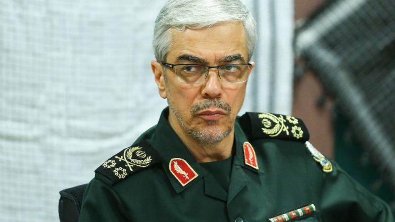 Iranpress: Iran’s response to any threat will be crushing and decisive: General Bagheri