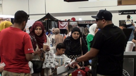 Halal food exhibition welcomed by the public in Toronto 