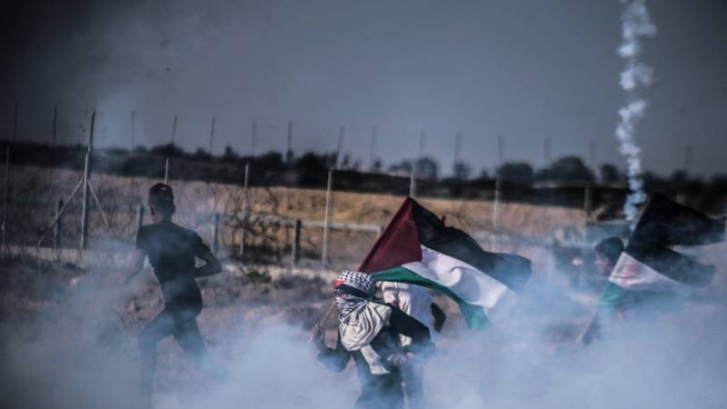 Iranpress: اصابة 40 فلسطينيا برصاص الاحتلال في الجمعة ال65 لمسيرات العودة 