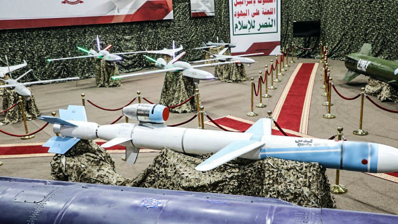 Iranpress: اليمن... إزاحة الستار عن أسلحة جديدة في معرض الشهيد الصماد 