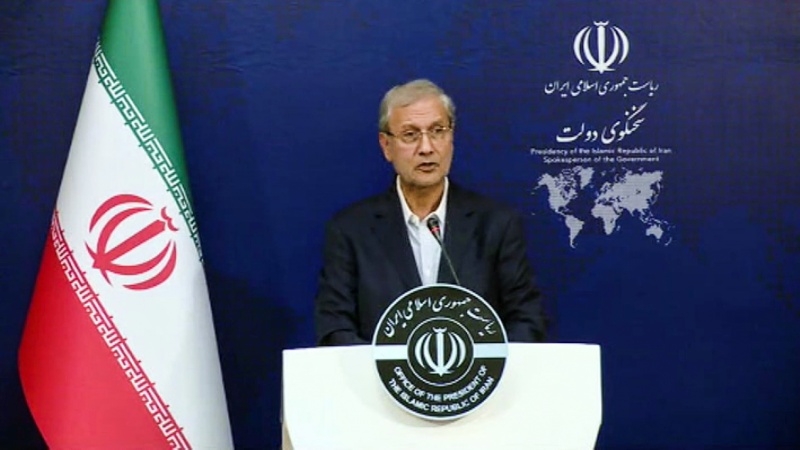 Iranpress: إيران تجاوزت الصدمة الأولى لإجراءات الحظر
