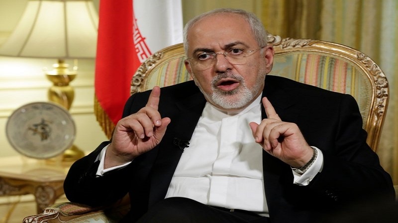 Iranpress: ظريف: ايران ستلتزم بالاتفاق النووي على غرار الأوروبيين