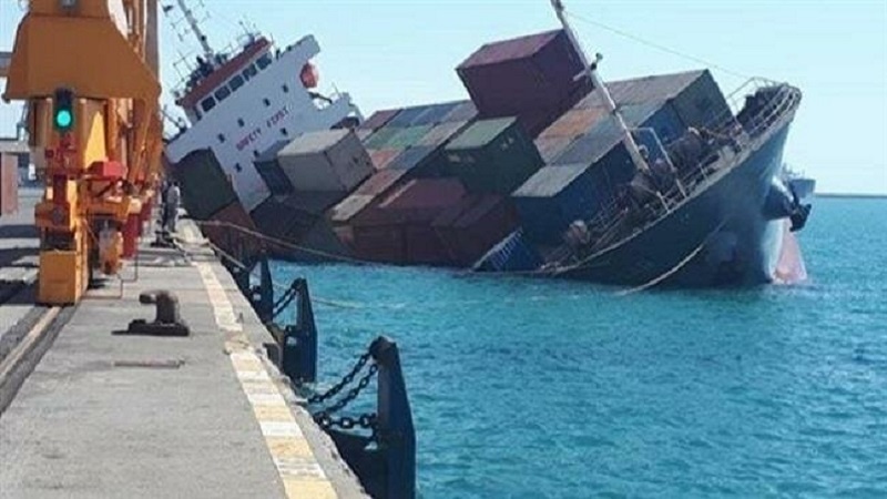 Iranpress: Iran ship sinks in Caspian Sea, crew rescued