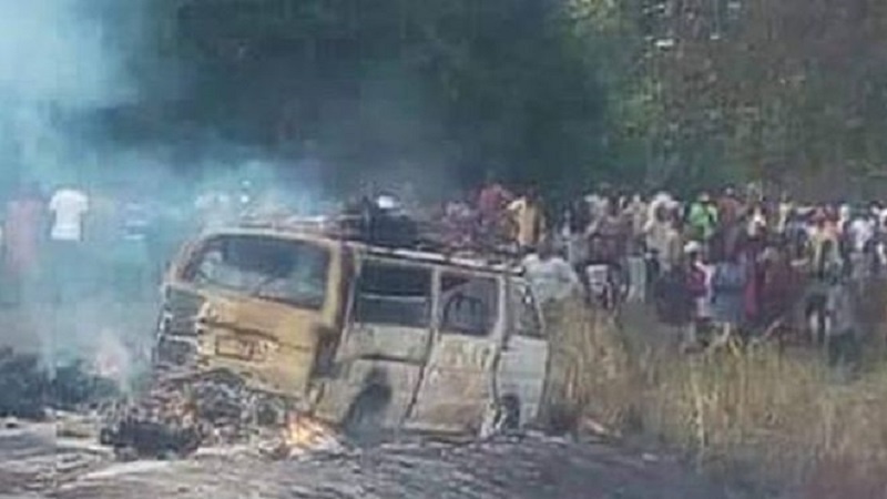 Iranpress: Fuel tanker blast kills dozens in Nigeria 