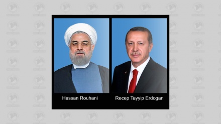 Iranian and Turkish presidents emphasize on expansion of bilateral ties 