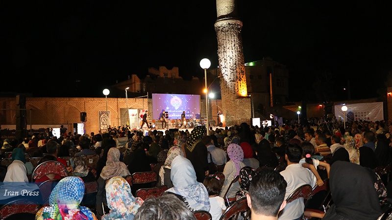 The 2nd national festival of Shams and Molana held in the tomb of Shams Tabrizi. Photo: Najib Abdemajdi