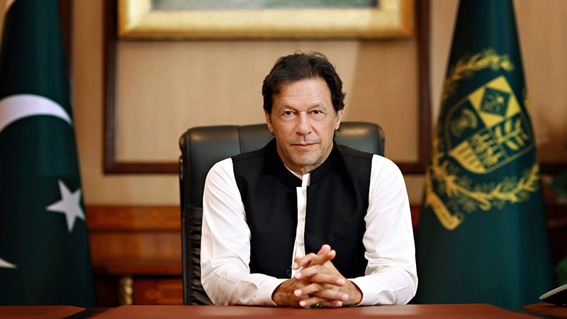 Iranpress:   Imran Khan calls for big protest over Kashmir today 