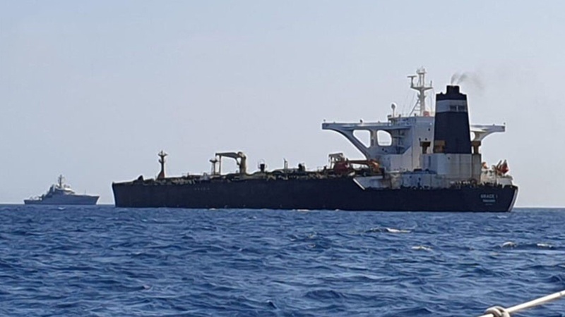 Iranpress: ناقلة النفط الإيرانية "غريس1" تبحر بإسم جديد صوب البحر المتوسط