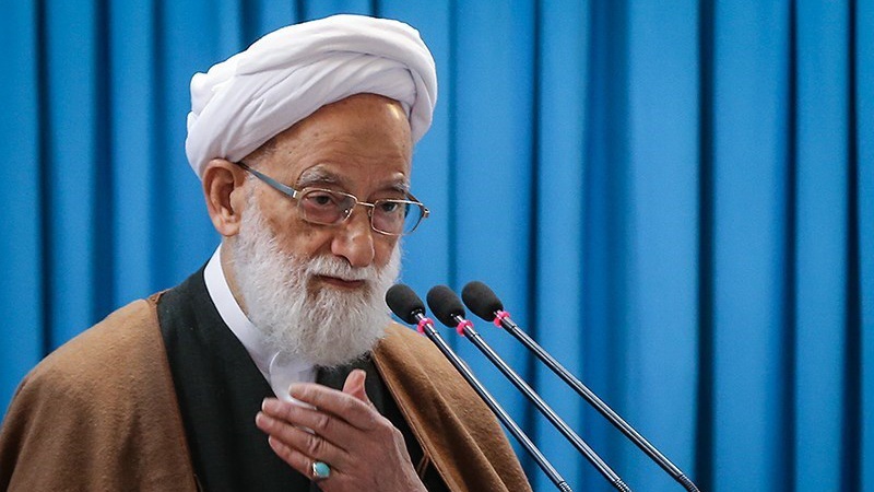 Iranpress: خطيب جمعة طهران: إيران حققت الكبرياء عبر المقاومة