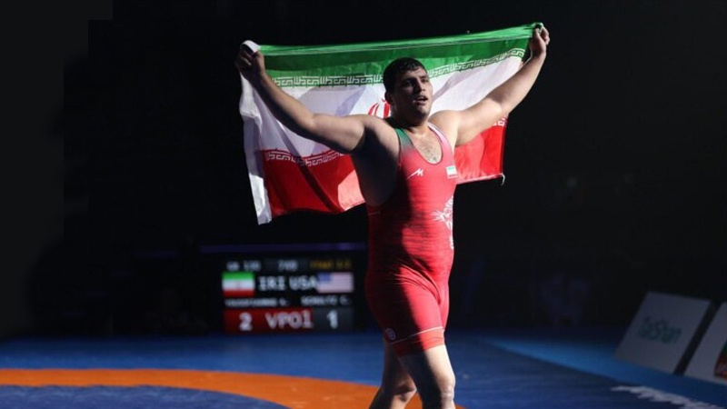 Iranpress: 4 ميداليات لمنتخب المصارعة الإيراني في بطولة إستونيا