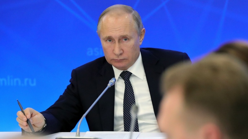 Iranpress: Russia regrets US missile testing plans: Putin