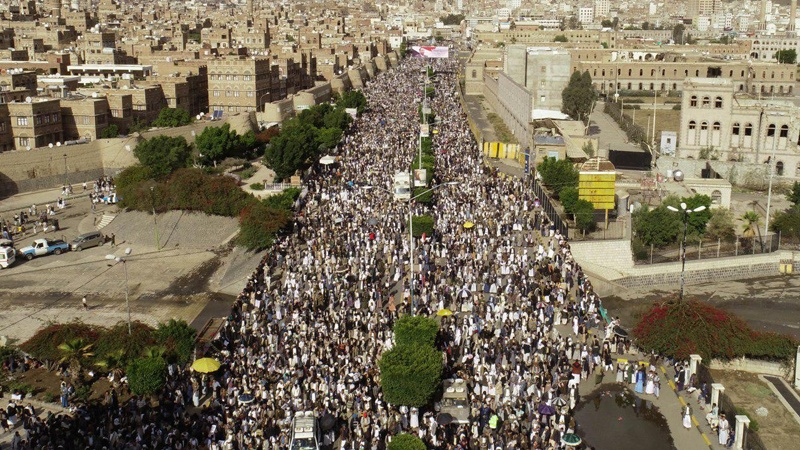 Iranpress: احتفال كبير بعيد الولاية في العاصمة اليمنية 
