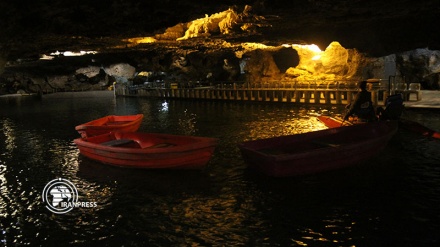 Photo: Iran's Ali-Sadr Cave, world's largest water cave