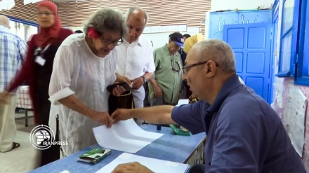 Tunisia's presidential polls open
