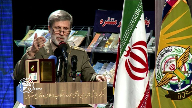 Iranpress: وزير الدفاع الإيراني: إسقاط طائرة التجسس الأمريكية كان أول الغيث