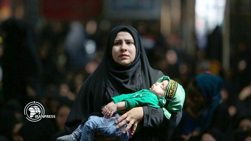 Iranpress: إحياء مهرجان الطفل الرضيع في المدن الإيرانية