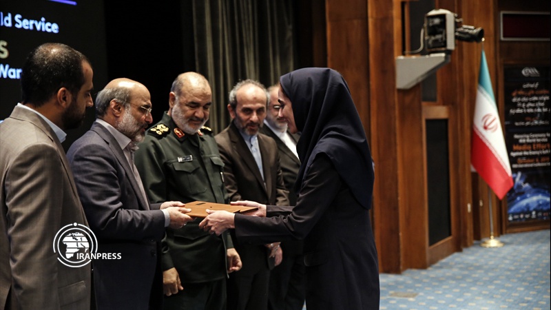 Iranpress: Photos: IRIB World Service honoring ceremony