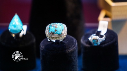 Photo: Isfahan hosts 13th Int'l exhibition of the Precious Stones and metals