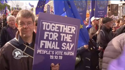 Hundreds of thousands gather to protest Brexit