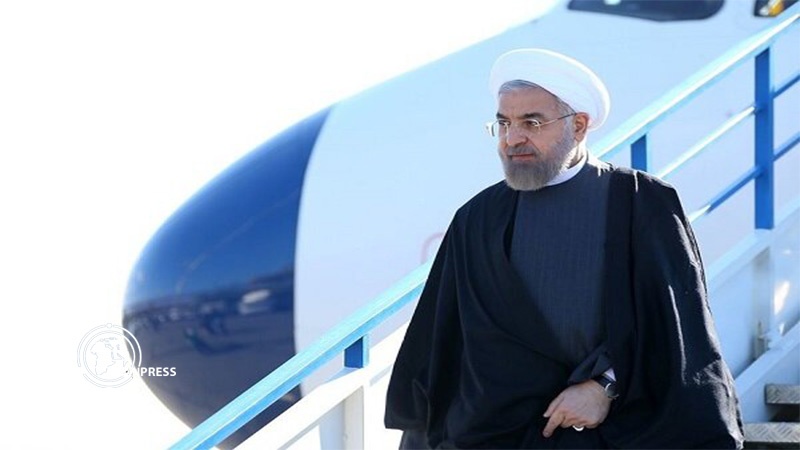 Iranpress: روحاني يعود إلى طهران قادما من باكو