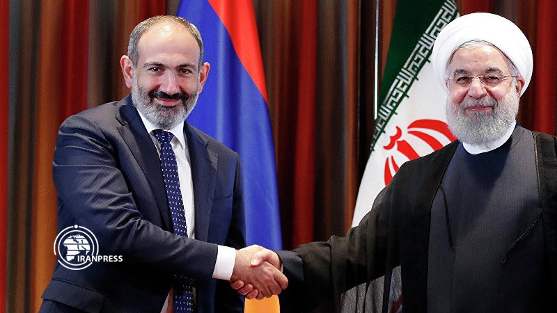 Iranpress: Armenian PM stresses cooperation with Iran