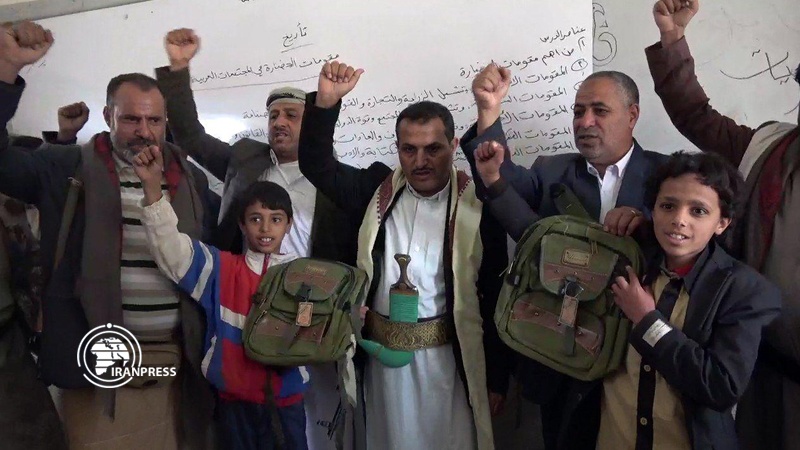 Iranpress: مساع يمنية لاستمرار دراسة الأطفال في ظل الحرب والحصار