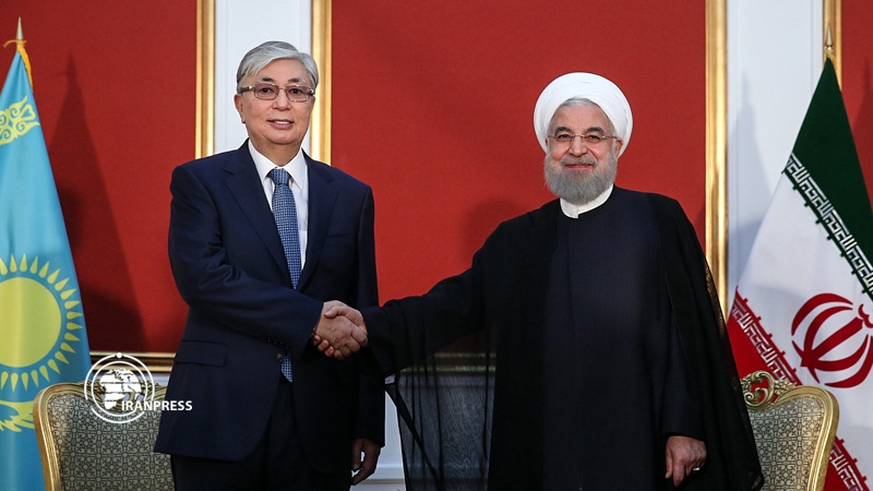 Iranpress: إيران وكازاخستان تؤكدان ضرورة تعزيز العلاقات الثنائية 