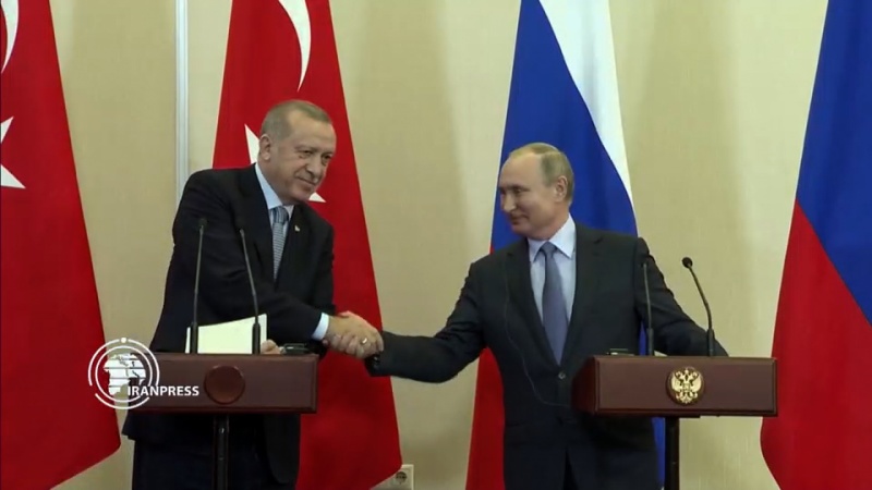 Iranpress: Report: Russia, Turkey presidents agree to end crisis in northern Syria