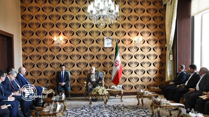 Iranpress: Iran-Turky emphasize expansion of bilateral trade
