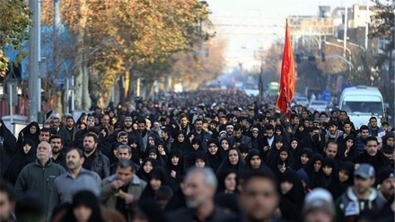 Iranian people in the capital mark Arbaeen