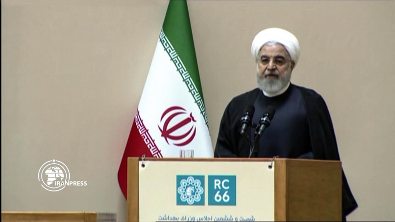 Iranpress: روحاني: أمريكا ارتكبت جريمة ضد الانسانية 