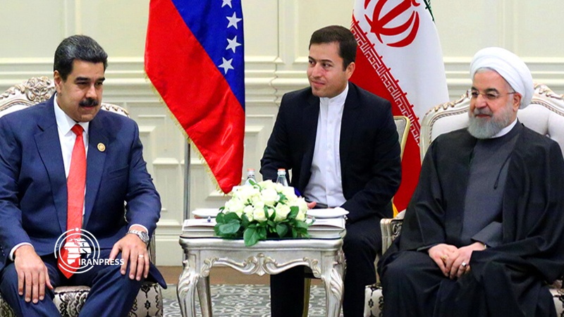 Iranpress: روحاني: الشعبان الإيراني والفنزويلي لقّنا أمريكا درسًا لا يُنسى