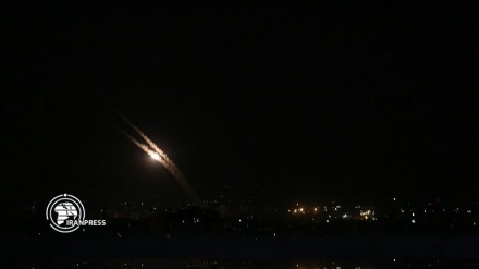 Palestinians fire 10 rockets into Israel in response to Zionist Regime attacks