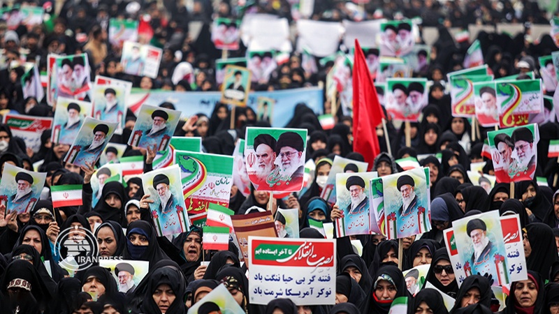 Iranpress: طهران تدين اليوم أعمال الشغب عبر مسيرات شعبية