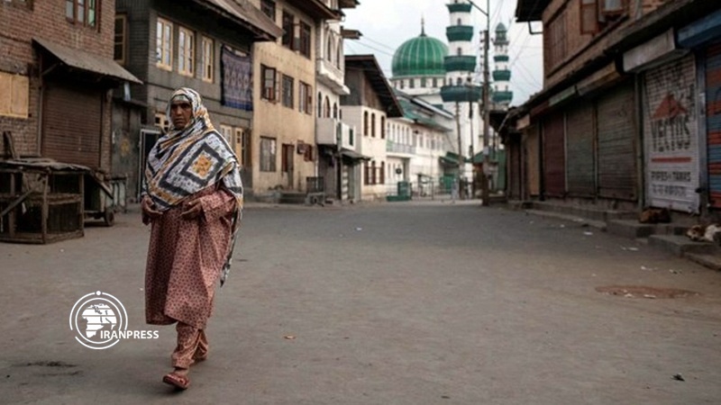 Iranpress: India bans broadcasting of Islamic networks in Kashmir