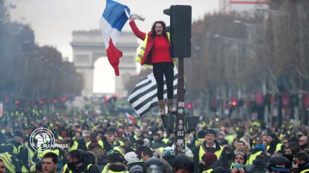 Despite threats and arrests, Yellow Vest movement still keeps protesting 