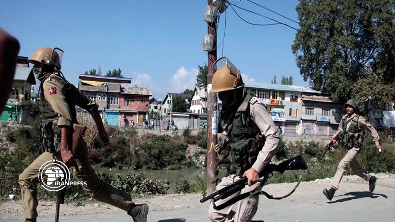 Iranpress: Two killed, in Kashmir grenade attacks