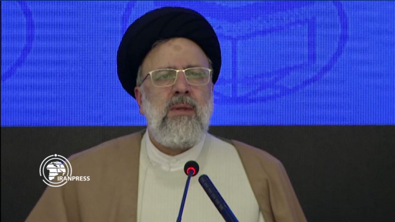 Iranpress: رئيس السلطة القضائية يؤكد ضرورة الوحدة في العالم الإسلامي