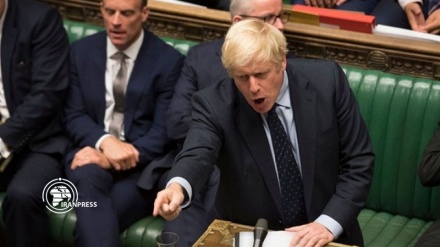 Boris Johnson presents resignation to Buckingham Palace