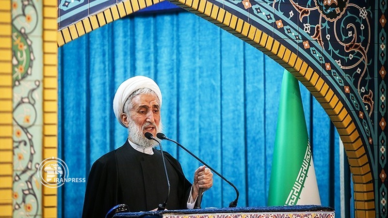 Iranpress: خطيب طهران: نفور الشعب الإيراني من أمريكا يبيّن عمق بصيرته