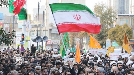 مسيرات في مدن إيرانية ضد مثيري الشغب