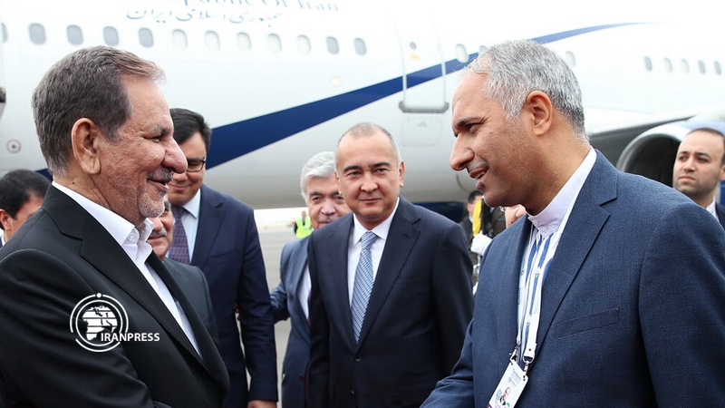 Iranian First Vice President Eshaq Jahangiri welcomed by Uzbek officials